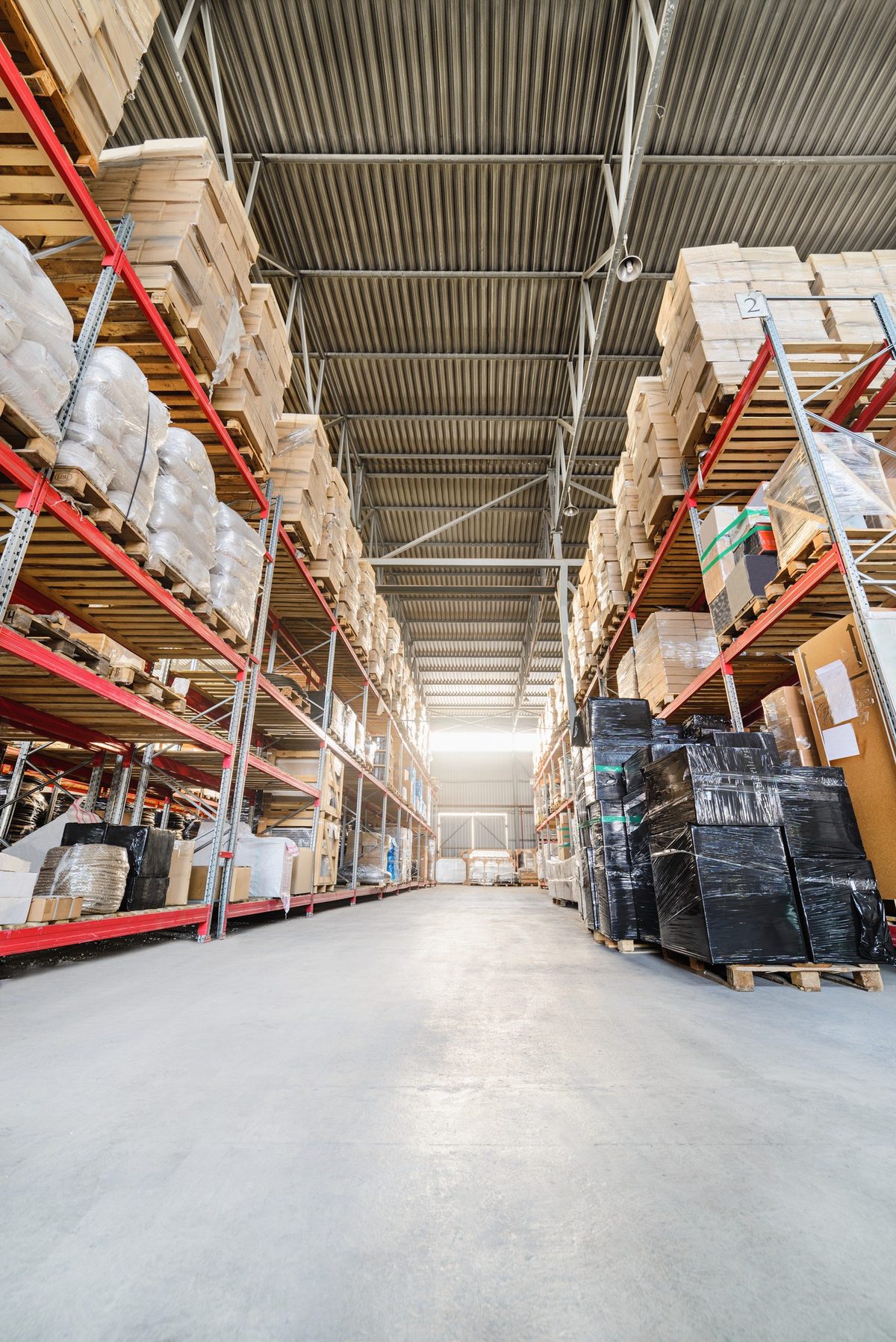 Borea Ljubljana warehouse — high-bay pallet racking